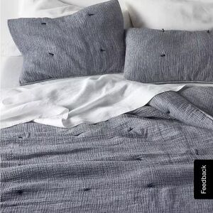 Crate & Barrel Aire Crinkle Cotton Linen Blend Indigo King Comforter and shams